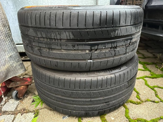 235/35R19 91Y Continental nyri gumi [2db]